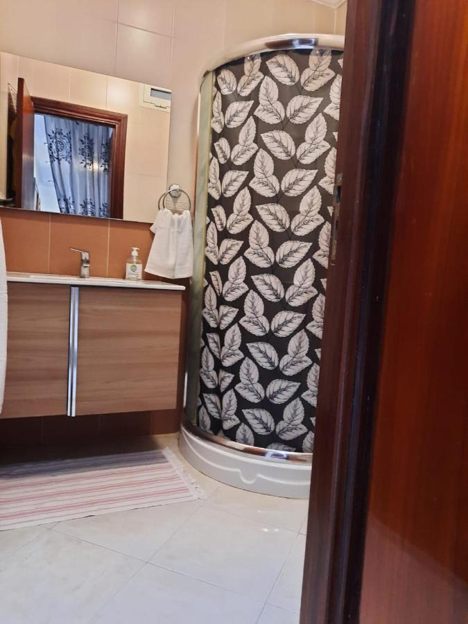 Appartement Au Coeur Du Centre Ville De Rabat Esterno foto