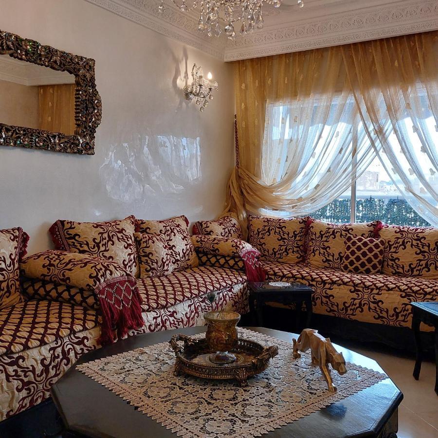 Appartement Au Coeur Du Centre Ville De Rabat Esterno foto